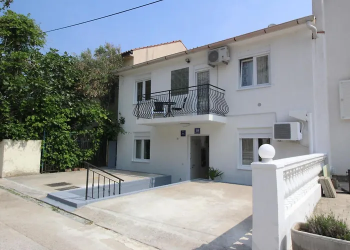 Fantov By Interhome דירה *