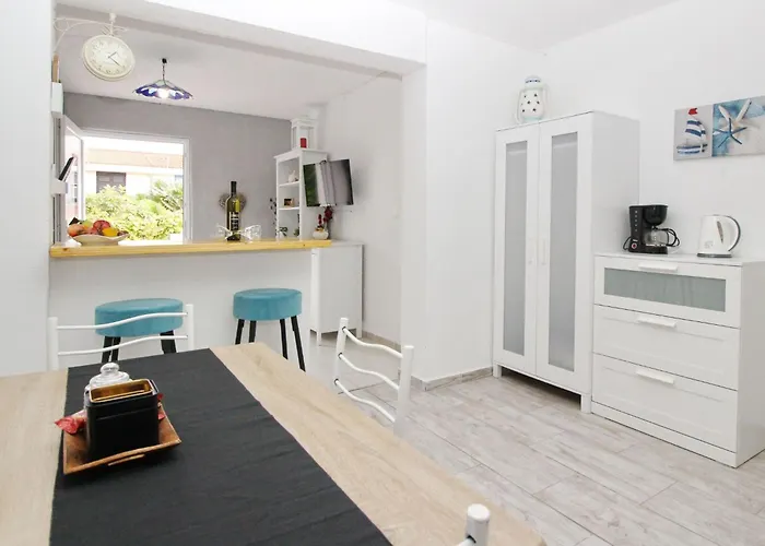 Fantov By Interhome *