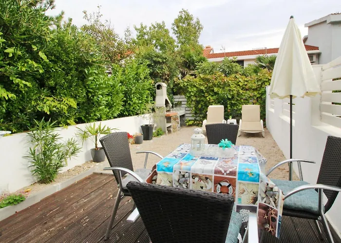 Fantov By Interhome Apartmán